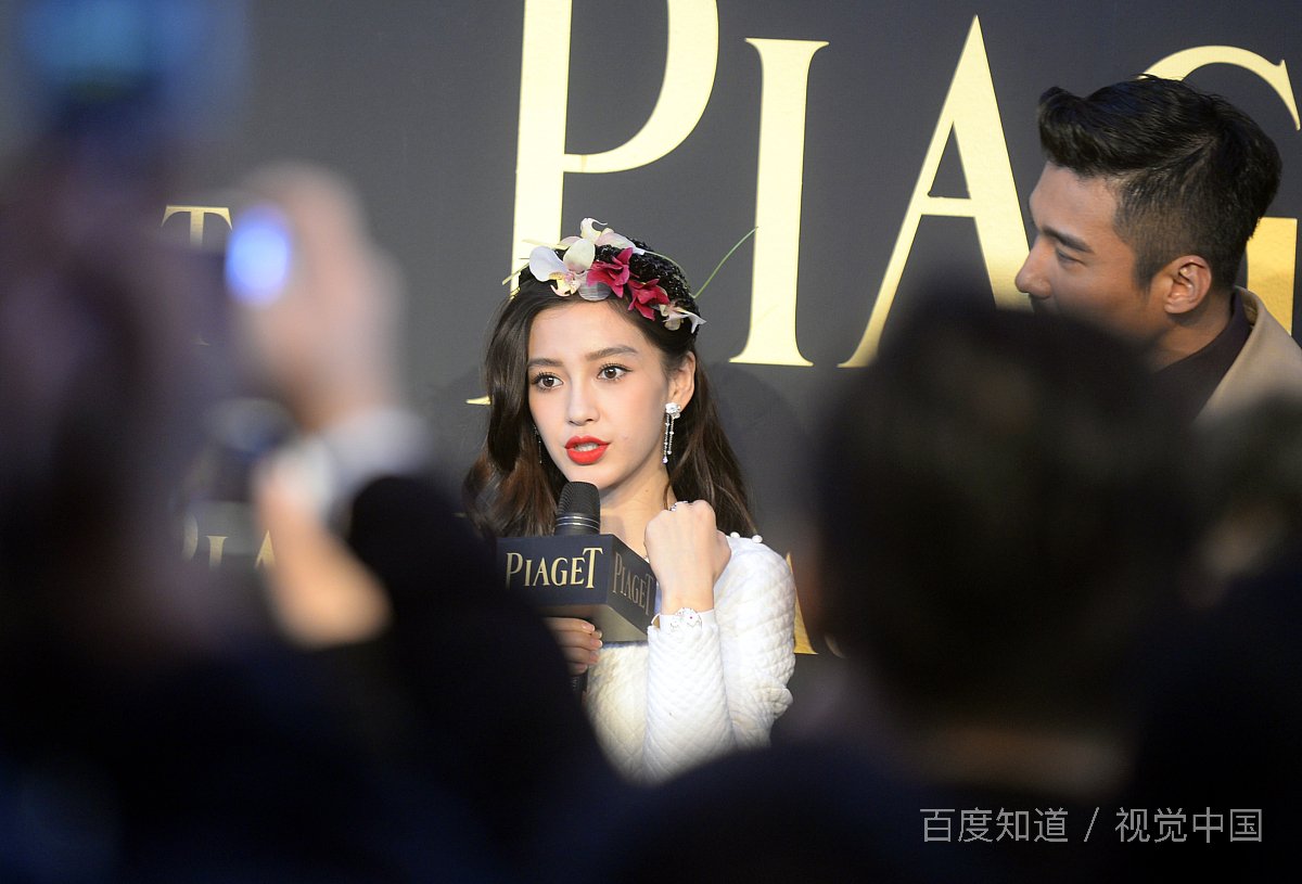 杨颖参演了《中国机长》，可为什么该片全程宣传都没让她参加呢？