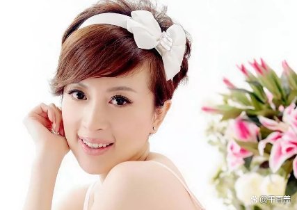 网传金巧巧被袁立爆料，花十几万从美国帮傅艺伟戒毒，本人亲回应，咋回事？