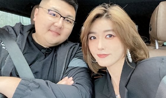 猴哥老婆个人简历