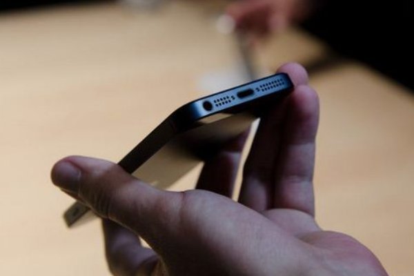 iphone5什么时候出的