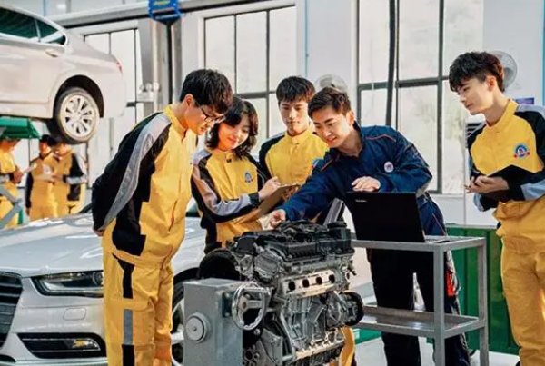 学汽修哪家学校比较好