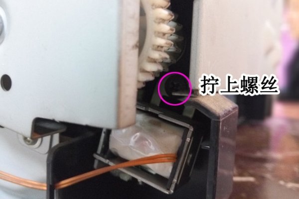 惠普1007打印机如何加粉？