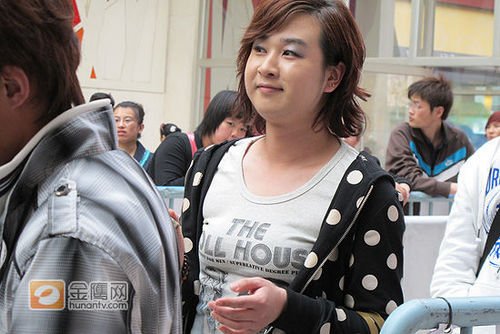 辽大二姐的报名快男