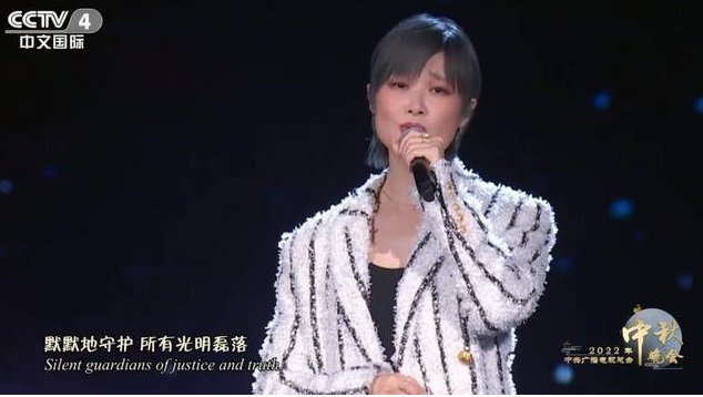 航天员刘洋给李宇春隔空送星星，这是什么梦幻联动？