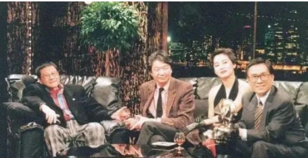 林青霞应《联合早报》之邀写文章纪念倪匡，她在文章中如何悼念倪匡？