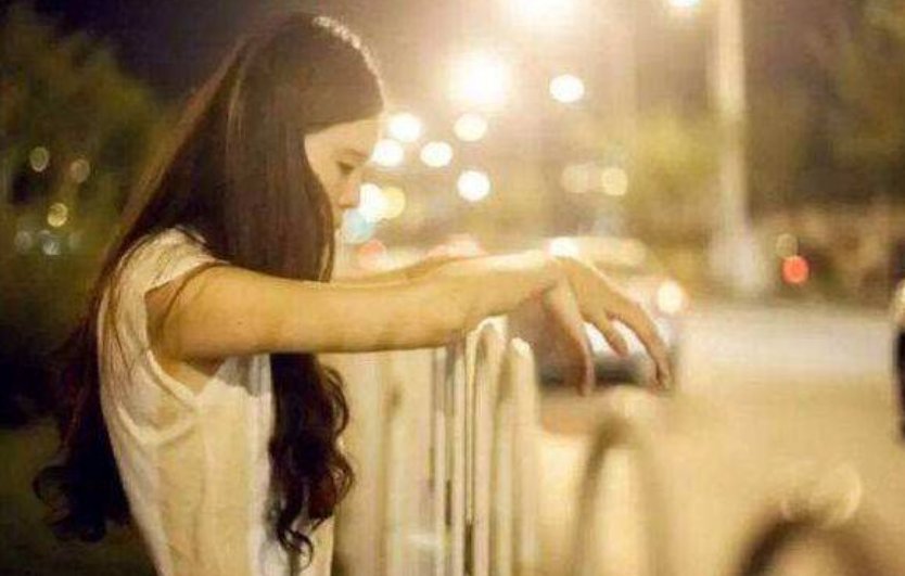 《歌词里有段 你陪伴走过风雨的人 ,你是我上辈子修来的福分》求歌名