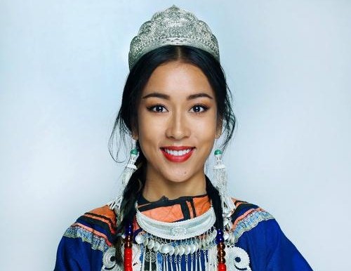 吉克隽逸首次在公开场合谈起自己的父亲，背后有着怎样的故事？