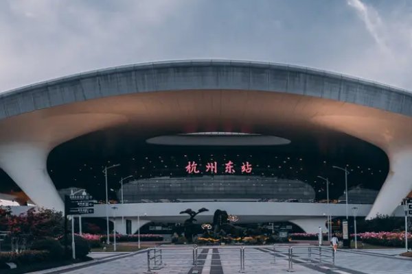 杭州东站24小时人工客服电话