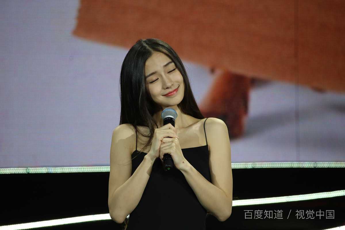 杨颖参演了《中国机长》，可为什么该片全程宣传都没让她参加呢？