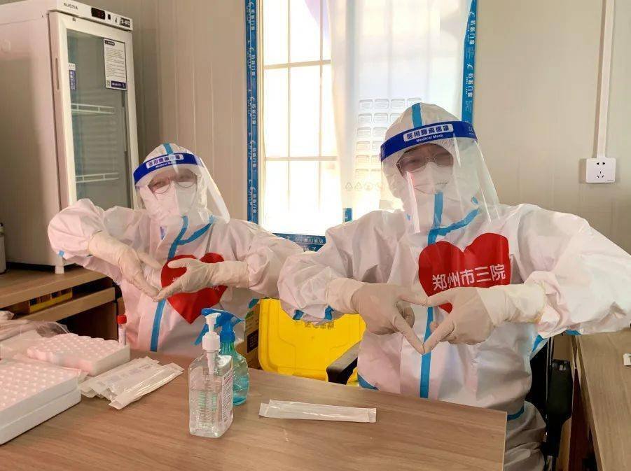 青岛一女子因四天未做核酸且拒扫场所码被行拘五日，怎样看待该女子的行为？