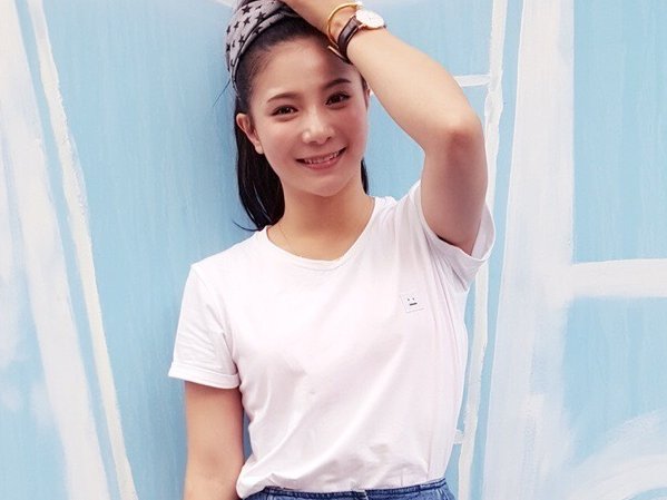 何姿的个人资料