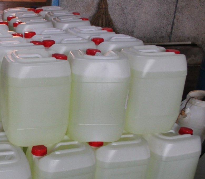 顾客误喝酒店用茶壶装的消毒水，送医途中已小便失禁！为何后果如此严重？