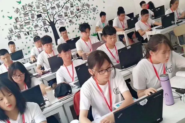 洛阳北大青鸟学费一览表