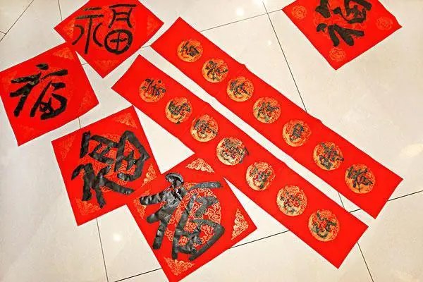 立春贴对联好吗