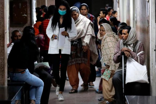 印度成全球疫情新震中，印度新冠患者面临哪些困境？