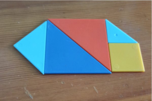 怎样用七巧板拼四边形、五边形、六边形?