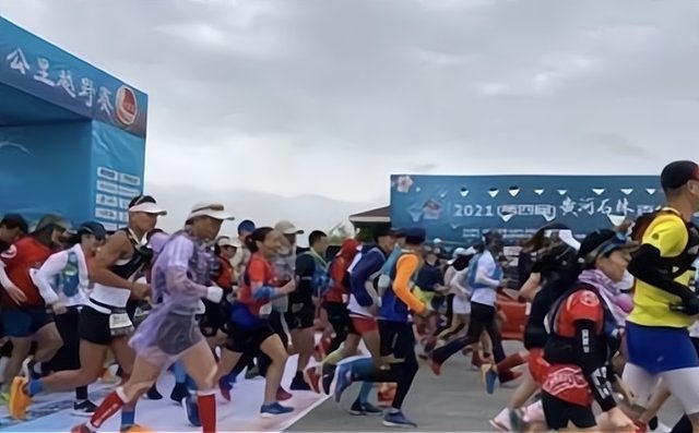 甘肃马拉松前6名唯一幸存者遭网暴，为何网友将矛头对准他？