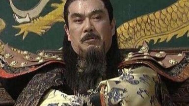 九宵龙吟惊天变，风云即会潜水游。是什么意思？