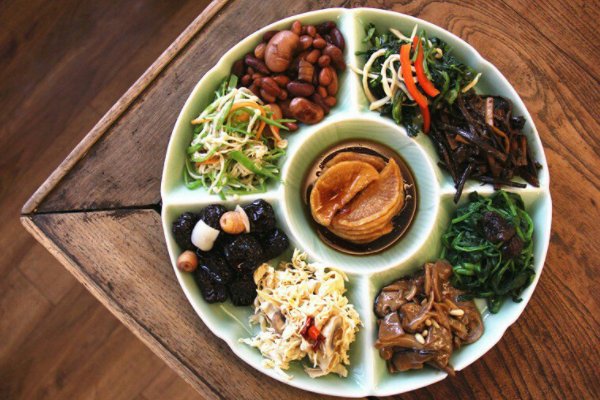 八月十五贡品摆几样