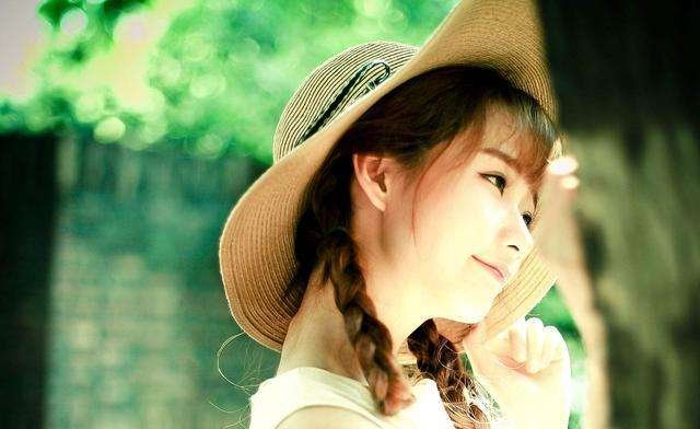 如果在交往中女人不拒绝你的哪些请求,其实就是喜欢你?