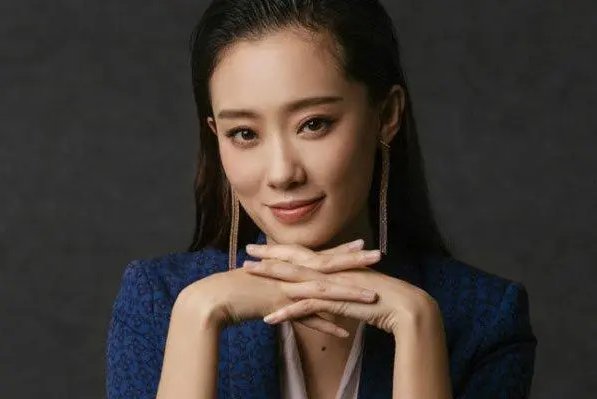 萱草花歌曲原唱