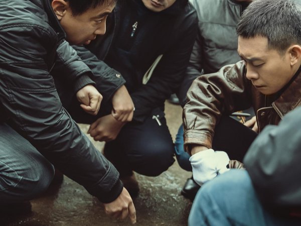 他是谁 剧情介绍分集