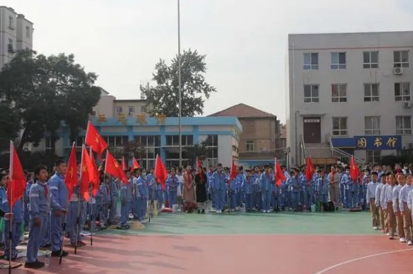 保定市天鹅小学