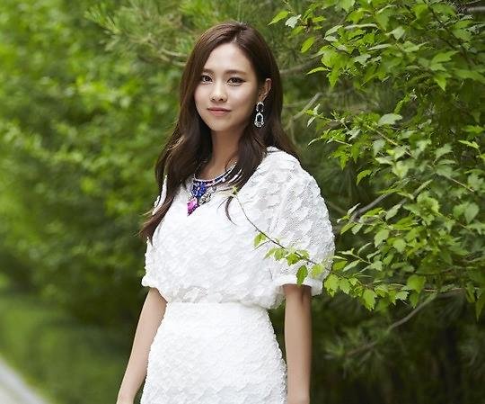 王霏霏因为李佳琦变大嗓门，还有哪些女艺人因为李佳琦变大嗓门？