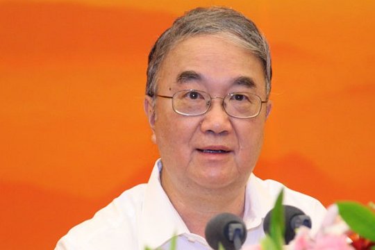 桑国卫同志简历