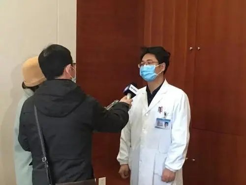 扬州确诊病例60岁以上近七成,为何感染的多数都是老年人?