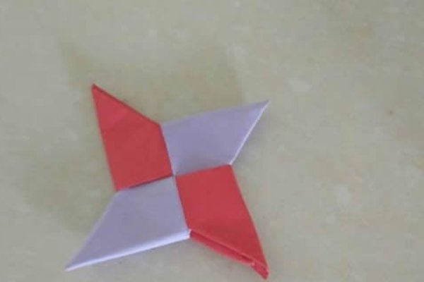 怎么做赛罗的两个飞镖？