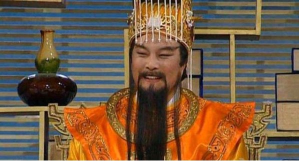 西游记中,玉皇大帝既有怎样的性格特征?作者塑造这一形象目的何在?