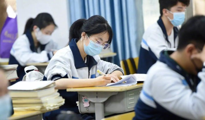 身份证号码怎么查中考准考证号？