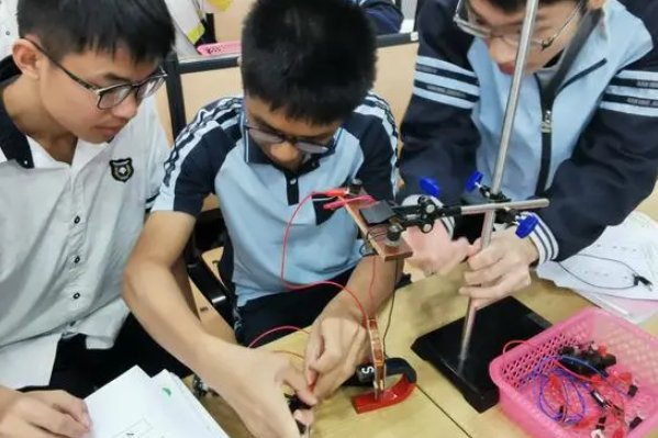 高中物理要学哪些课程？