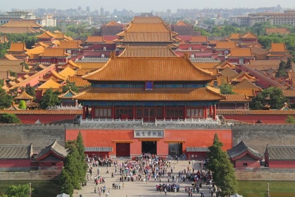 请问，六年级12课故宫博物院的路线图是什么样的？