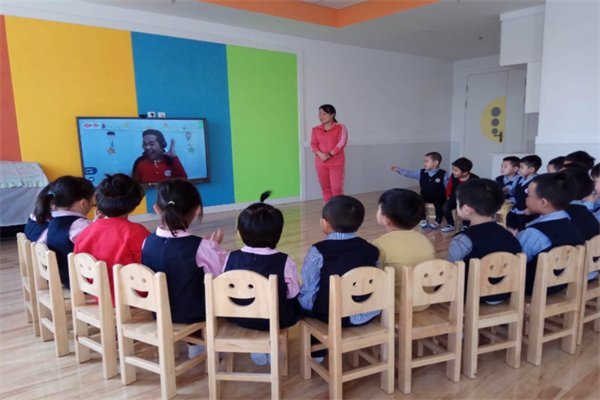 越早越有保护！上海一幼儿园为家长上性教育课，这可以增加哪些意识？