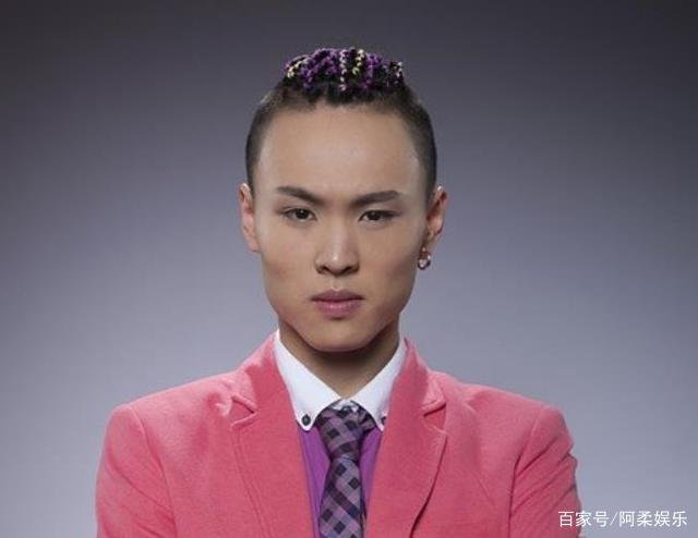 他在《中国好声音》中出名的张玮，把别人的歌唱火了，为何很少有他的消息？