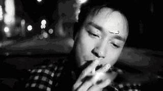 张国荣为什么结束自己的生命 得抑郁症的原因主要有三种