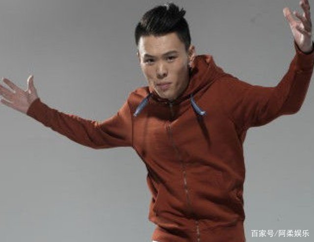 他在《中国好声音》中出名的张玮,把别人的歌唱火了,为何很少有他的消息?