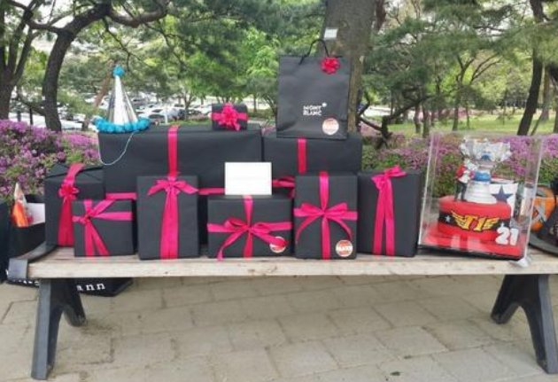 代表为何建议明星返还金条等贵重应援礼品？