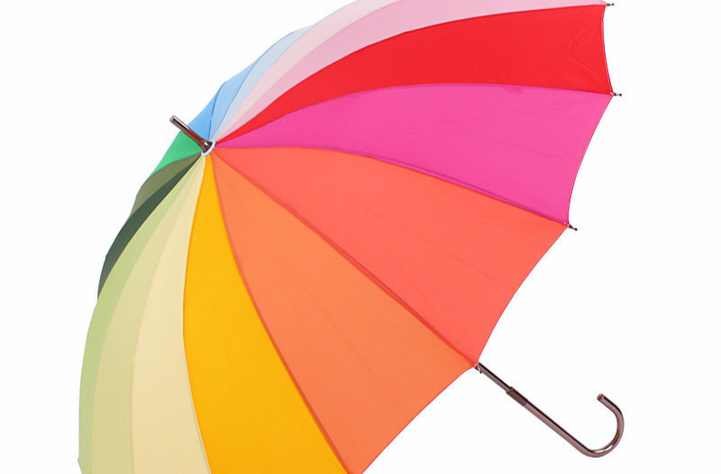 远看像座小洋楼，近看像个小馒头，人在它的底下走，水在它的上面流，猜一生活用品是什么？