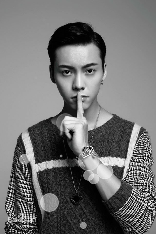 扮演古剑奇谭的百里屠苏的大师兄真名叫什么