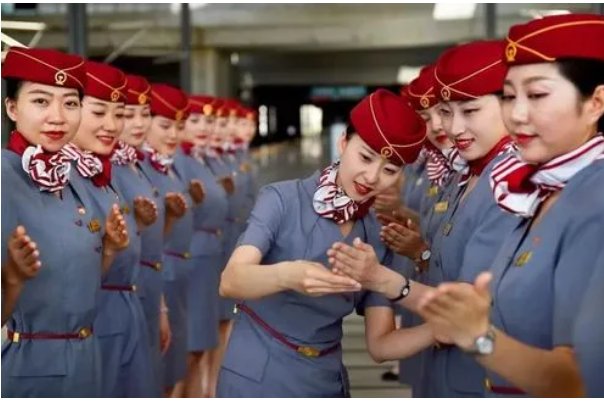 贵阳高铁学校的学费