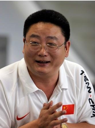 张亚东的人物生平