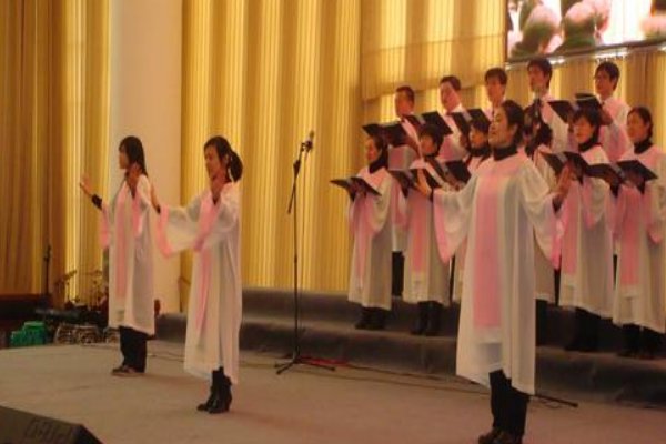 基督教舞蹈脚下的路