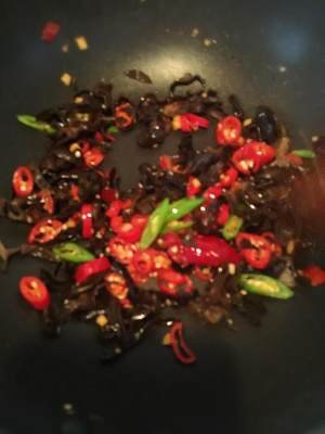 炒肉前怎么腌肉