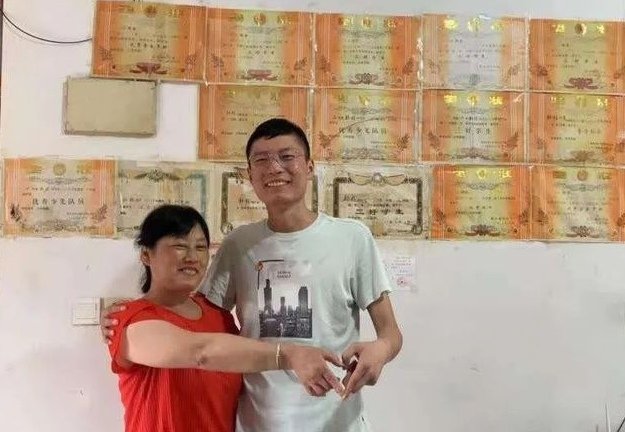 安徽肥东县患白血病休学6年男生高考考出562分，他为此付出了多少努力？