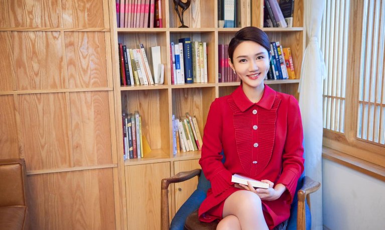 龙洋的老公是谁呀