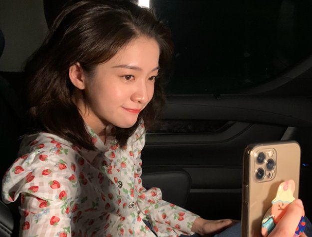 张雪迎又被骂上热搜了，只因为眼睛长了颗麦粒肿，她的路人缘怎么这么差？