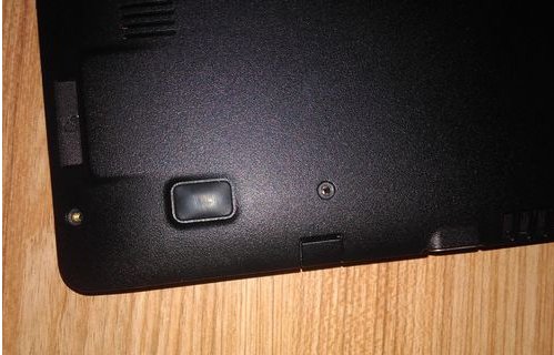 华硕电脑怎么拆？